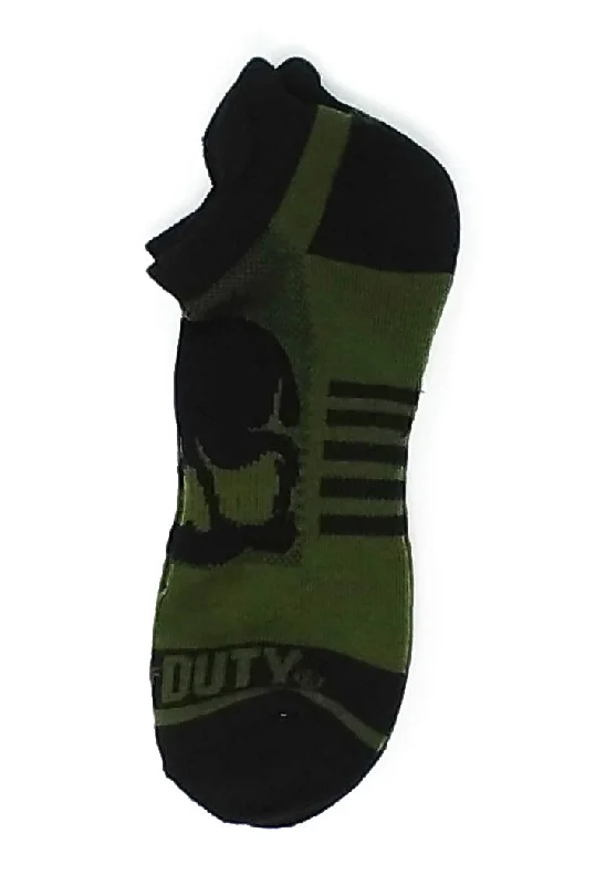 sock durability bold -  Call of Duty Athletic