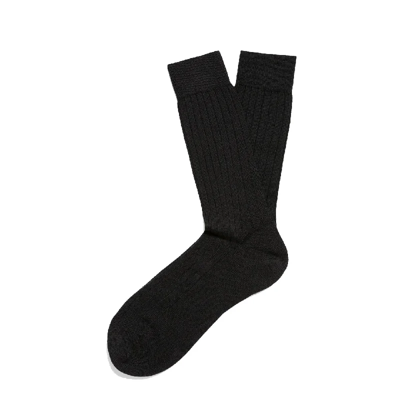 sock shipping bold -  Sunspel Merino Wool Ribbed Socks Black