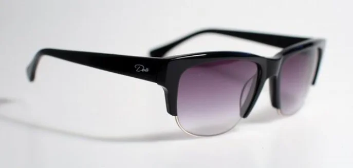 sunglasses for winter gatherings -  Dea Looker Sunglasses