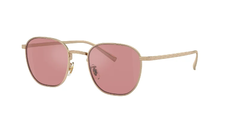 Gold/Magenta Photochromic